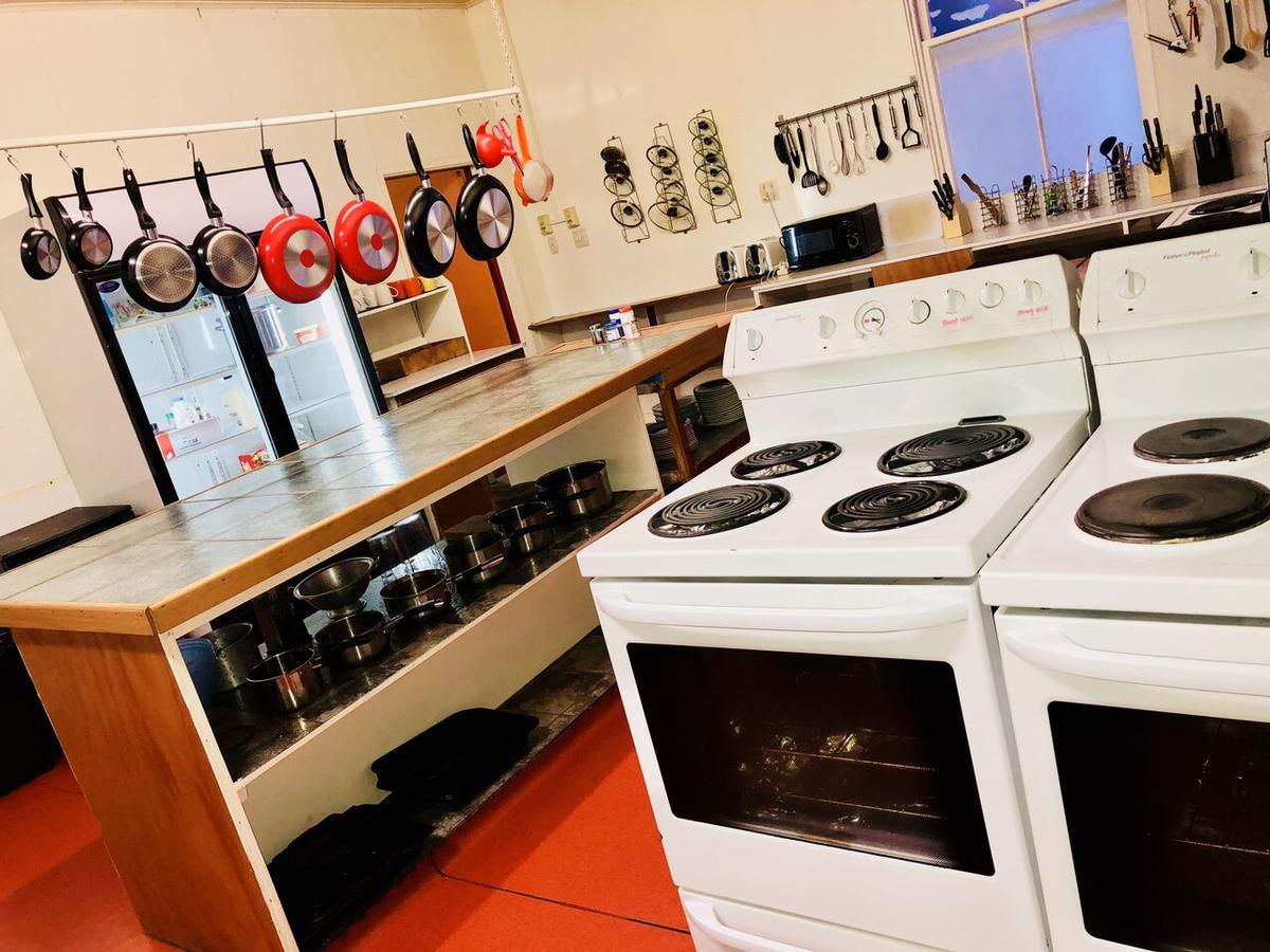 The Duke Hostel Greymouth Dış mekan fotoğraf The kitchen at the hostel
